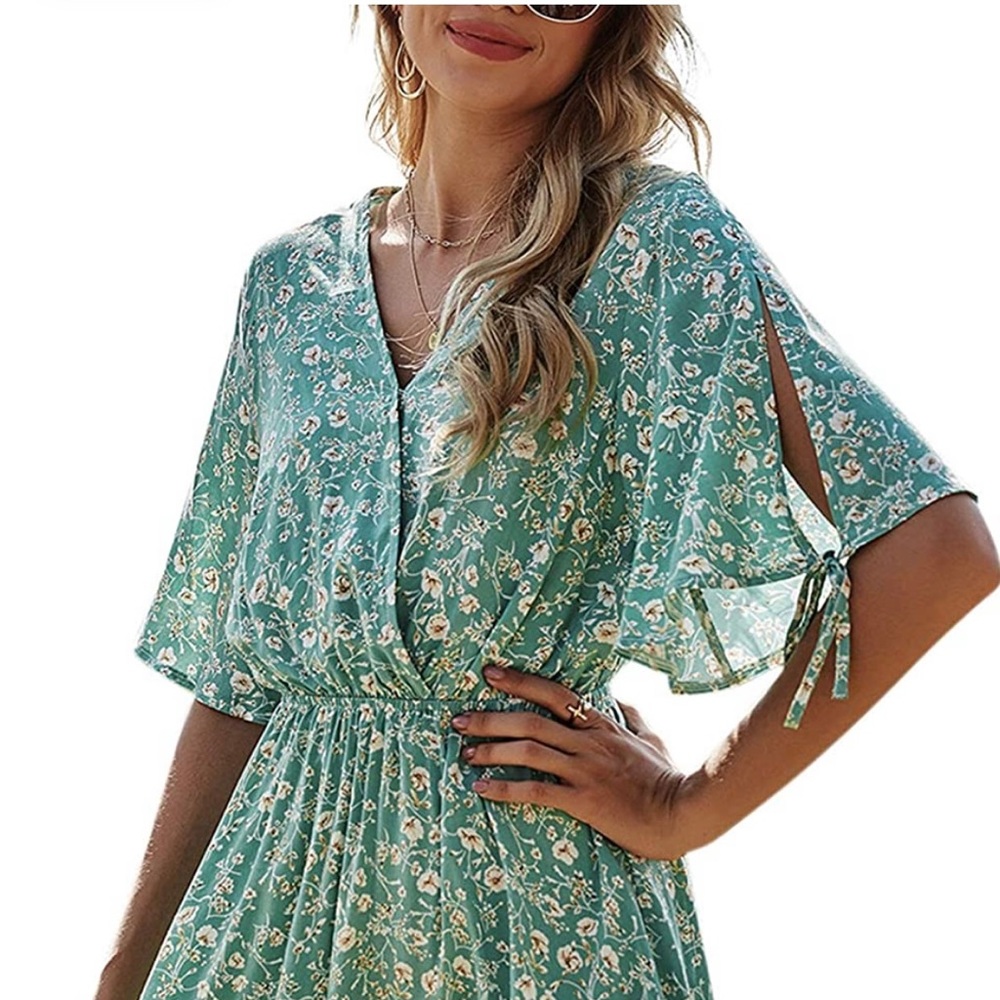 Floral V-neck Dress - Picture 4 of 12